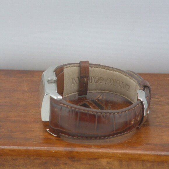 Pre-Owned Men’s Vintage Emporo Armani AR-0248 Leather Band Dress Watch - Picture 4 of 7